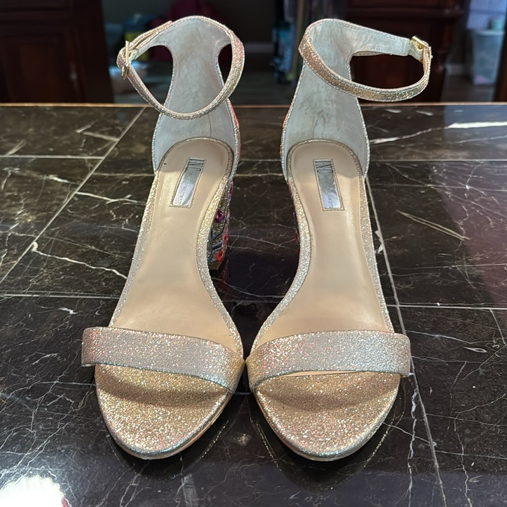 INC size 10.5 gold glitter chunky floral heels - Picture 2 of 6
